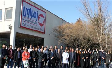  بازدیداز شرکت دارو سازی زهراوی به مناسبت هفته پژوهش از خطوط تولید کارخانه داروسازی زهراوی 