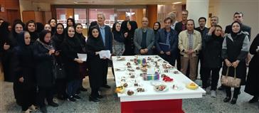 سرانه مطالعه و فرهنگ سازی کتابخوانی باید افزایش یابد