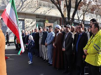 گزارش تصویری از حضور حماسی خانواده بزرگ دانشگاه علوم پزشکی تبریز در راهپیمایی 22 بهمن