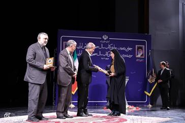 برگزیده شدن مجموعه چهار جلدی کتاب دکتر مژگان میرغفوروند هیئت علمی دانشکده پرستاری دانشگاه علوم پزشکی تبریز  تحت عنوان "سلامت خانواده با تاکید بر سلامت مادر، کودک و باروری"