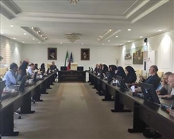 برگزاری جلسه بررسی مشکلات و دغدغه های برنامه های ثبت بیماری و پیامدهای سلامت دانشگاه برای حمایت از آنها