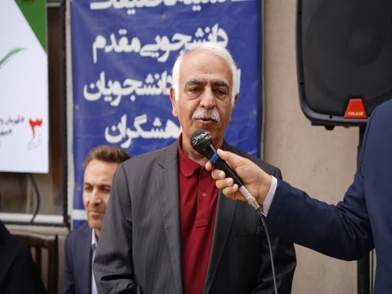 کاشت درخت سرو آزادی به میمنت سالروز آزادی خرمشهر همزمان با مراسم درختکاری و ایجاد فضای سبز