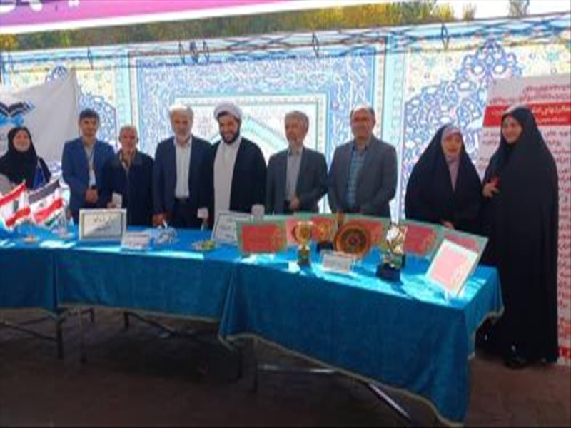 حضور دکتر پرویز شهابی در اردوی توجیهی دانشجویان جدیدالورود در فرهنگسرای الغدیر