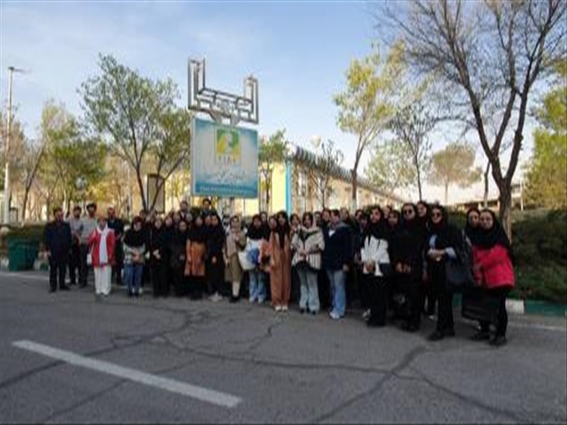 حضور واحد ارتباط با صنعت دانشگاه علوم پزشکی تبریز در هجدهمین نمایشگاه شیرینی و شکلات تبریز